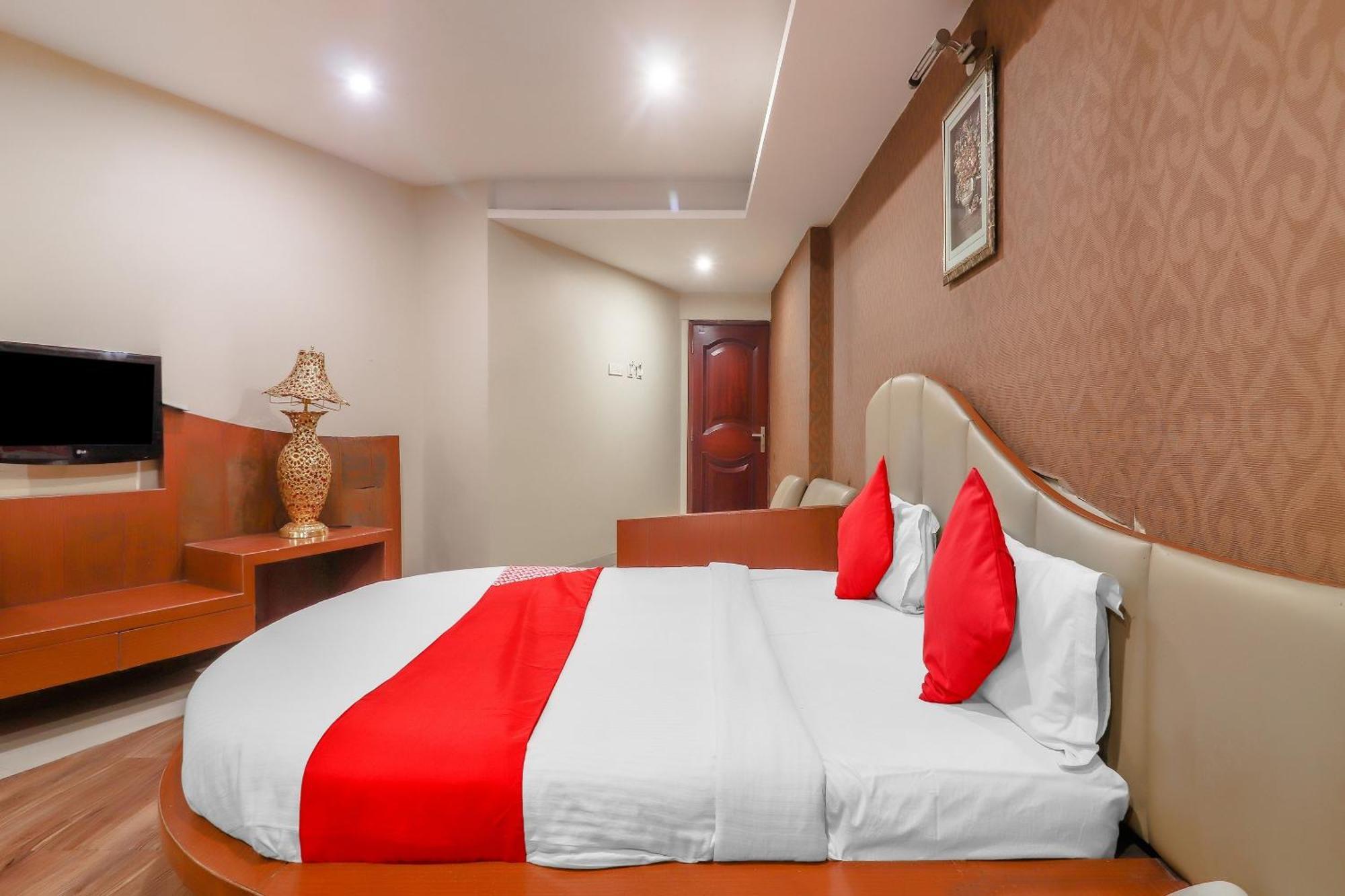 Hotel O Grandeur By Orbit Hotels Near Chennai Shopping Mall Hyderabad Exterior photo
