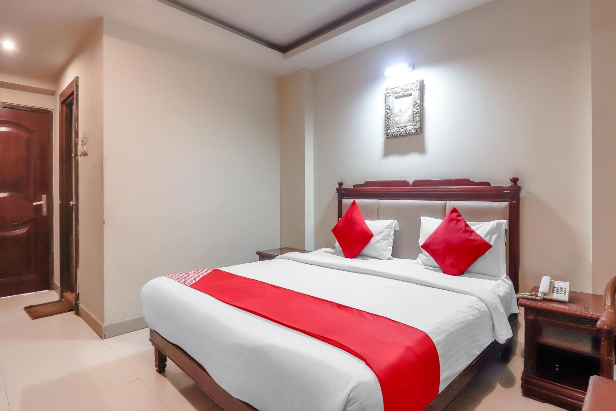 Hotel O Grandeur By Orbit Hotels Near Chennai Shopping Mall Hyderabad Exterior photo